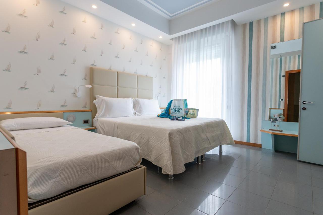 Hotel Gaby リミニ エクステリア 写真