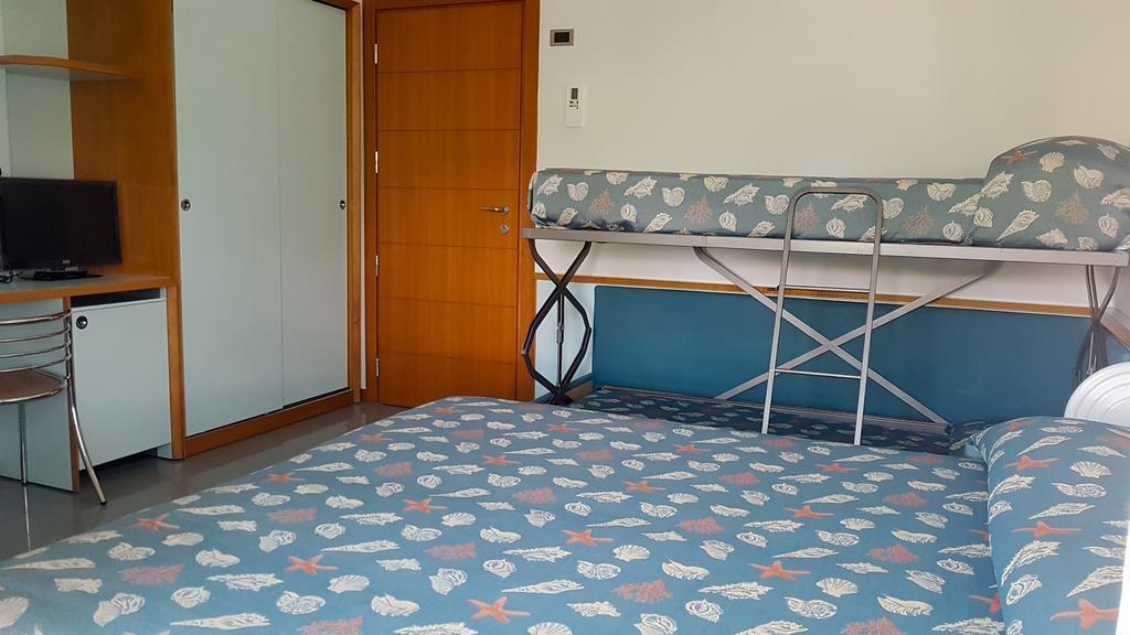 Hotel Gaby リミニ エクステリア 写真
