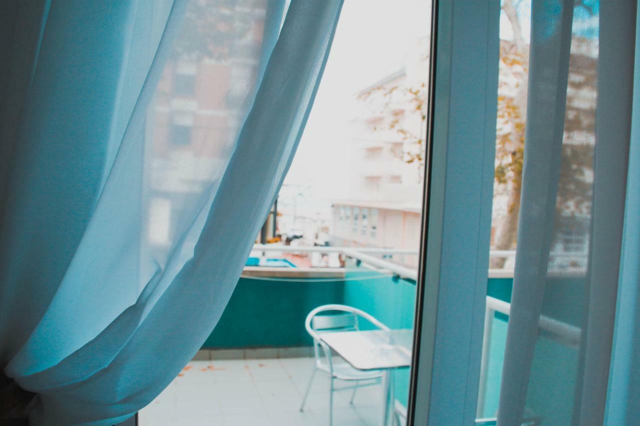 Hotel Gaby リミニ エクステリア 写真